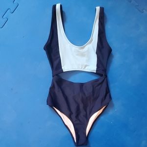 Cupshe One pc swimsuit